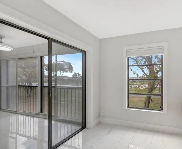Unit 202 photo 17