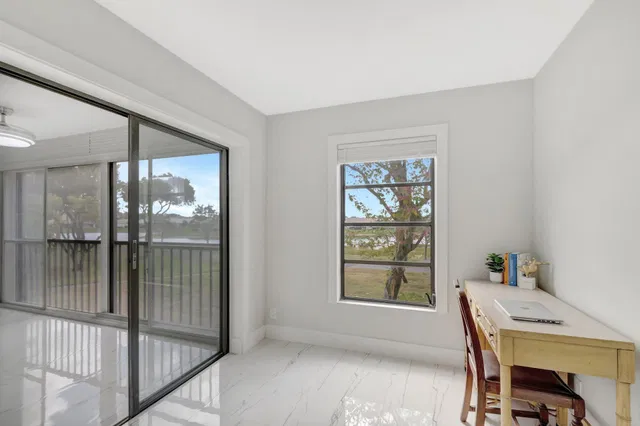 Unit 202 photo 18