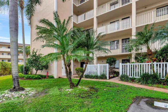 Unit 202 photo 34