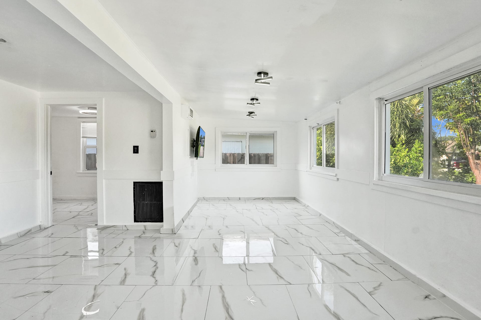 Residence photo 2
