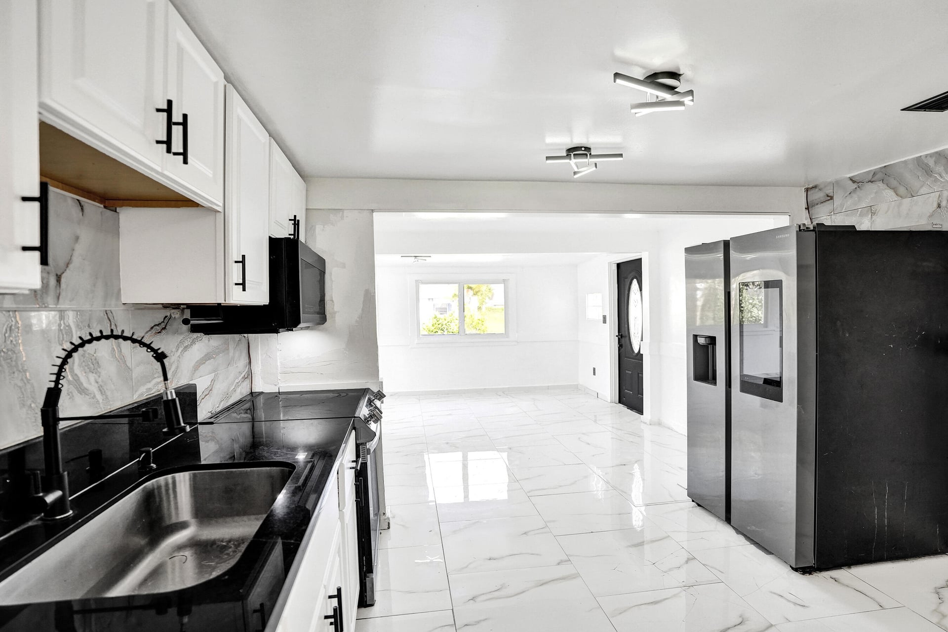 Residence photo 18