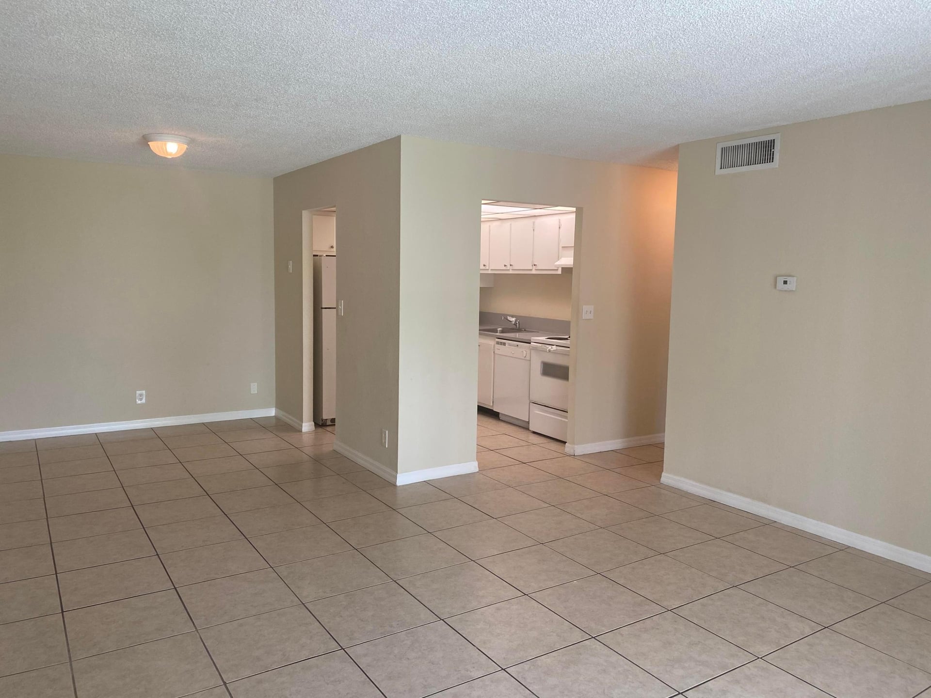 Unit 211 photo 2