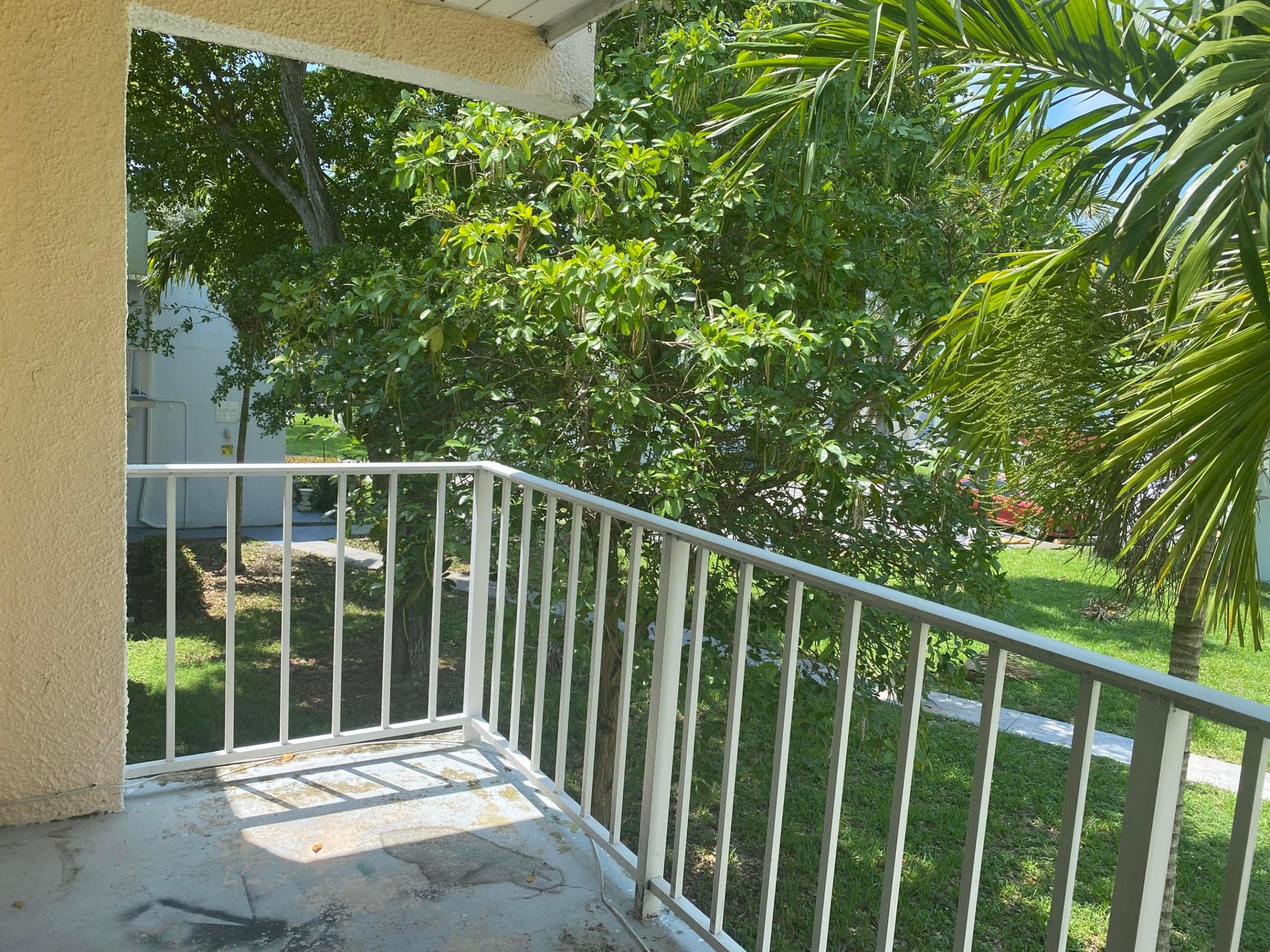 Unit 211 photo 11