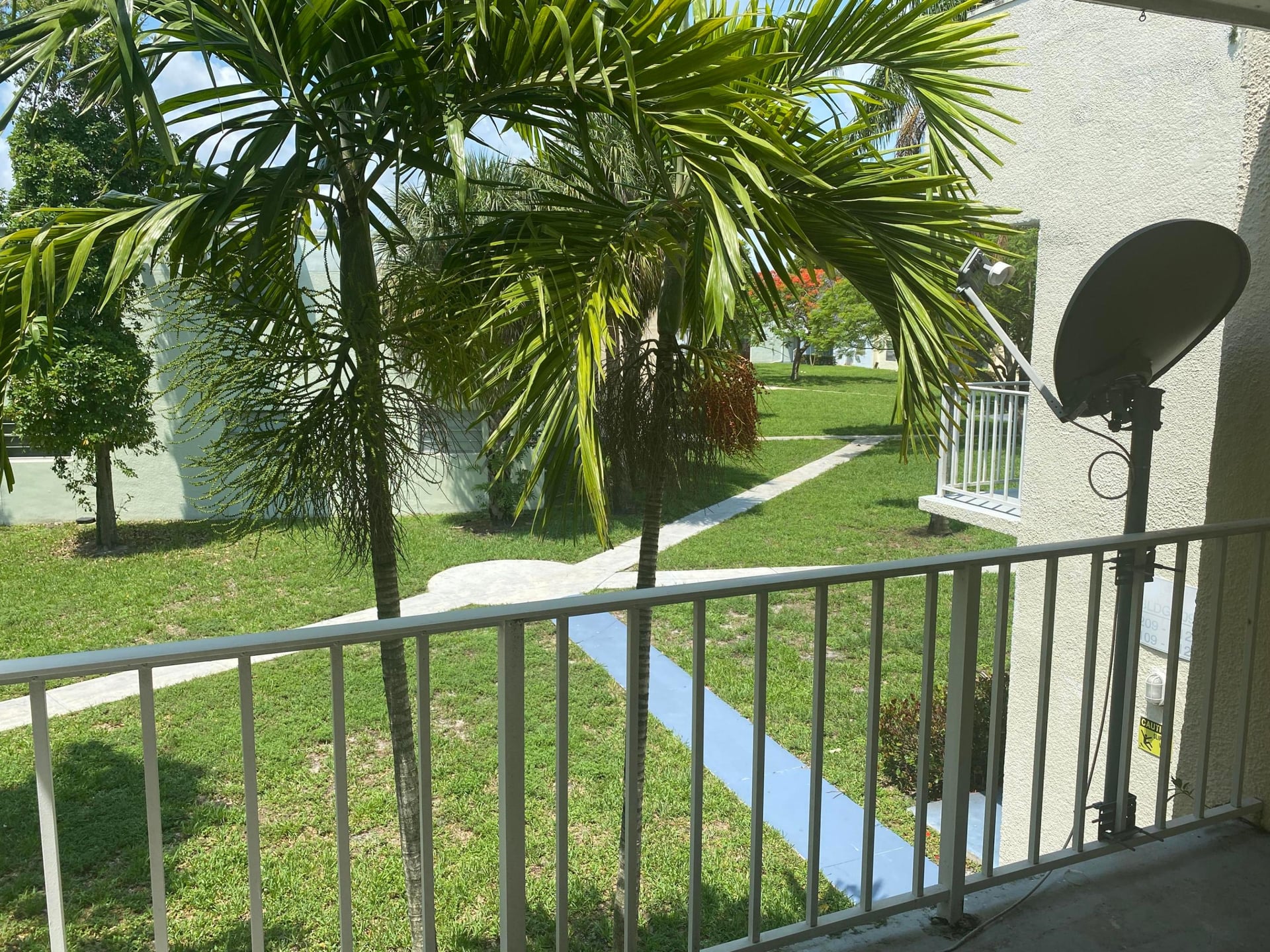 Unit 211 photo 12