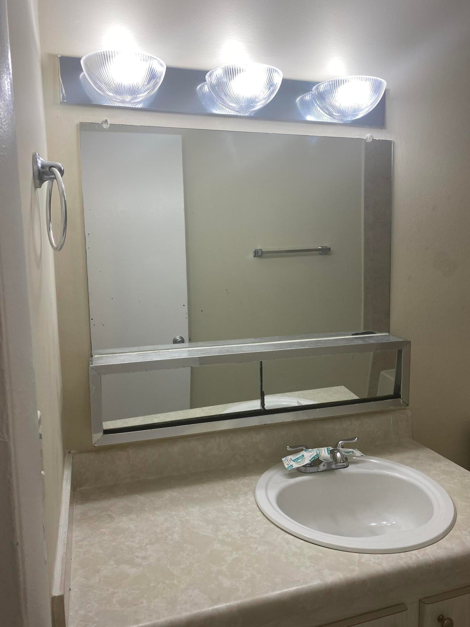 Unit 211 photo 19