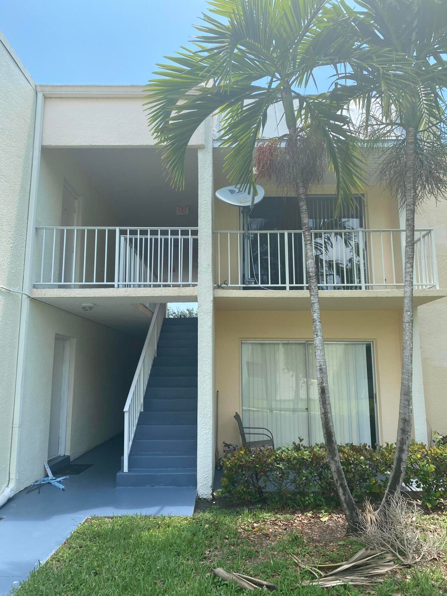 Unit 211 photo 24