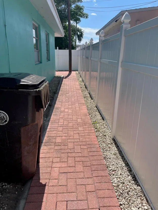 Downtown West Palm Beach Unit B photo 4