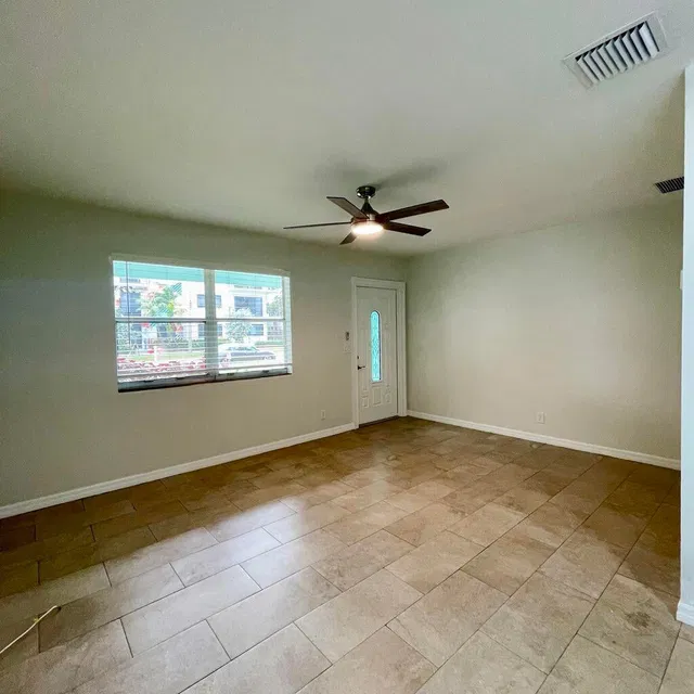 Downtown West Palm Beach Unit B photo 7
