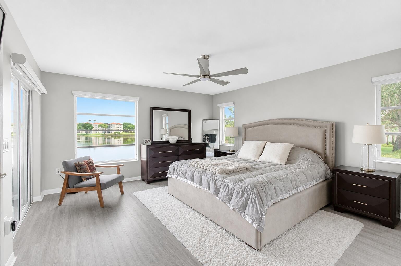 Unit 210 photo 14