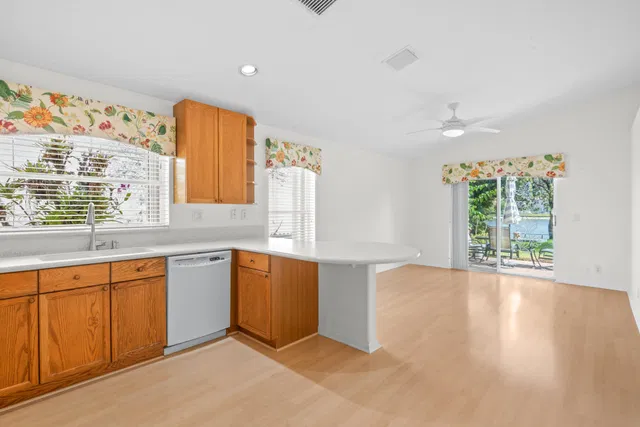 Residence photo 13