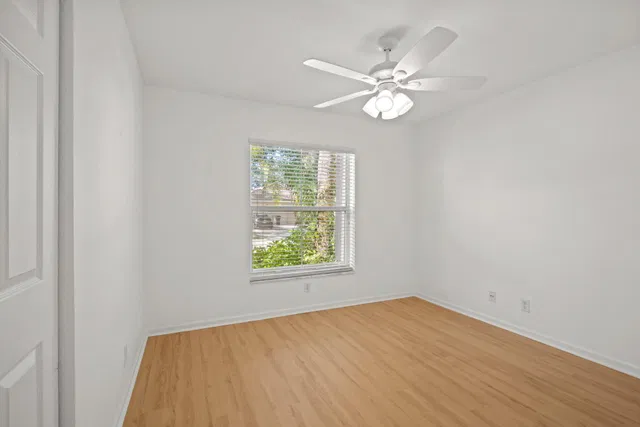 Residence photo 24