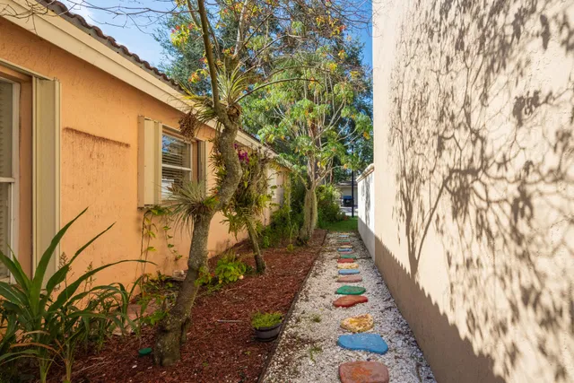 Residence photo 29
