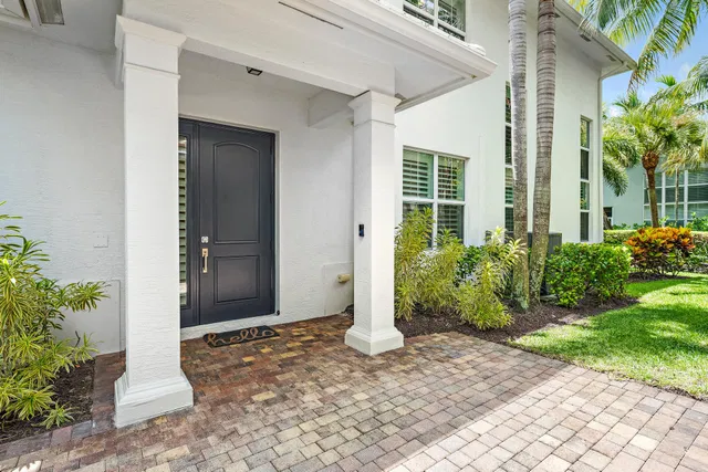  Residence photo 20