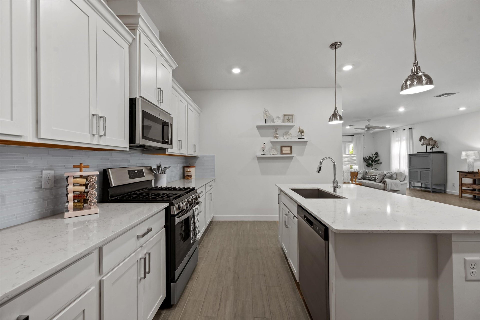 Residence photo 11