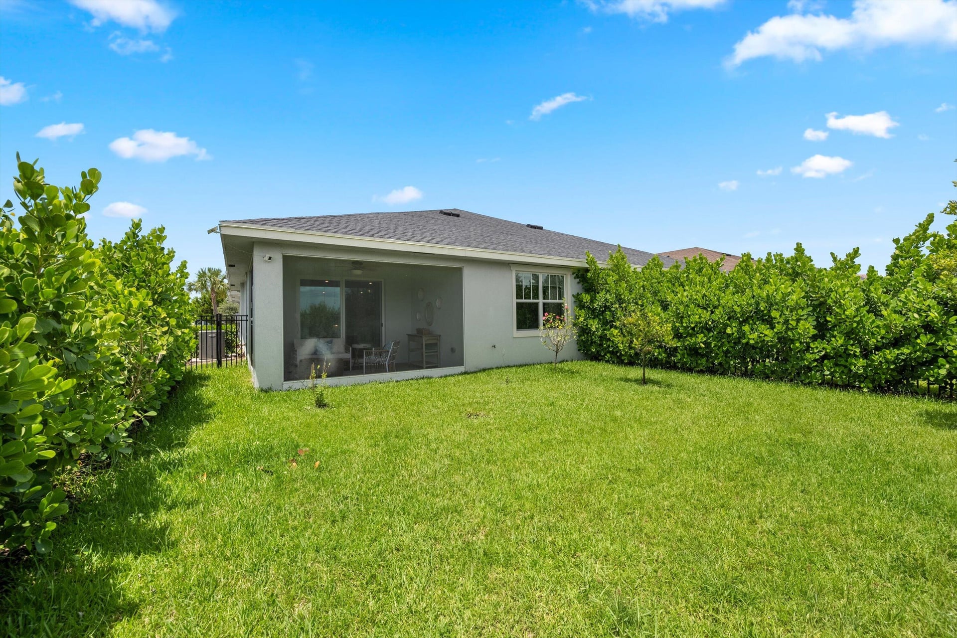Residence photo 30