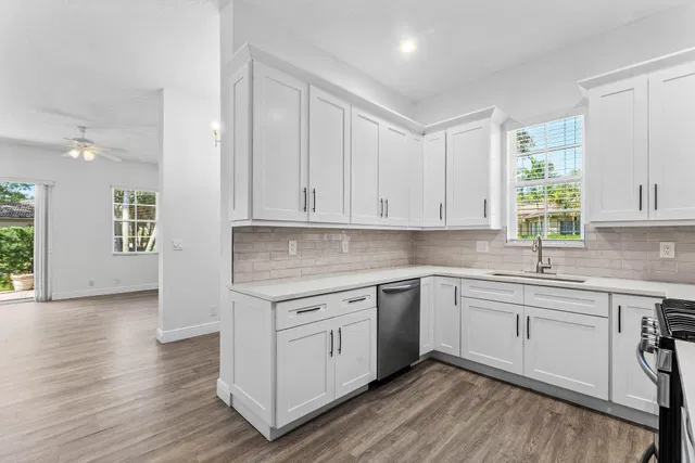 Evergrene Palm Beach Gardens Residence photo 12