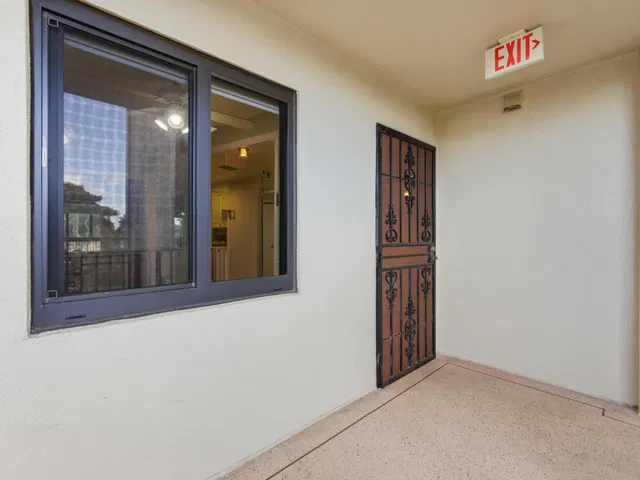  Unit 308 photo 6