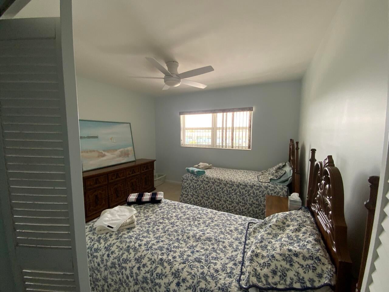 Unit 305 photo 11