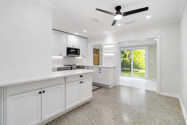 West Palm Beach Residence photo 8