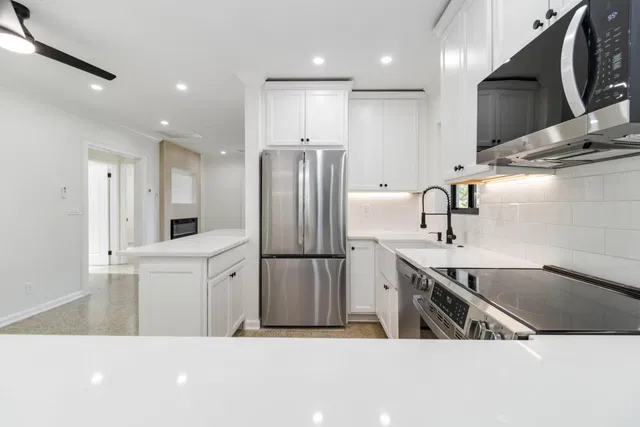 West Palm Beach Residence photo 10
