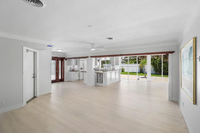 Residence photo 6