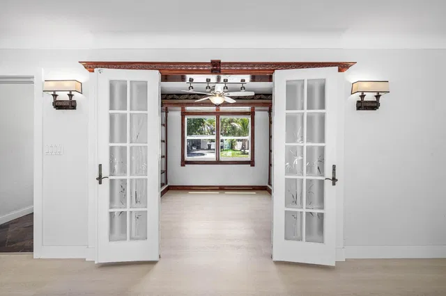 Residence photo 23