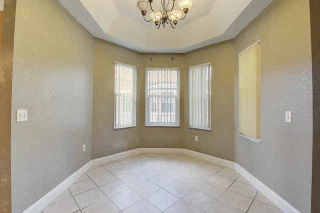  Residence photo 10