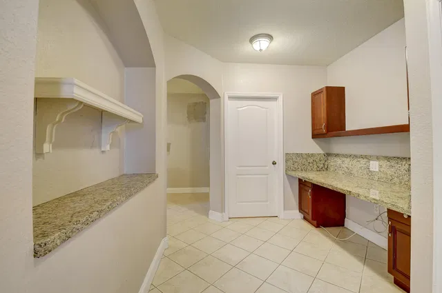 Residence photo 12