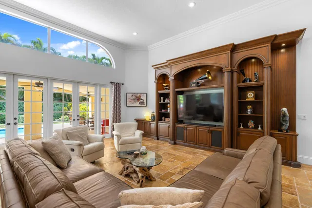 Residence photo 5