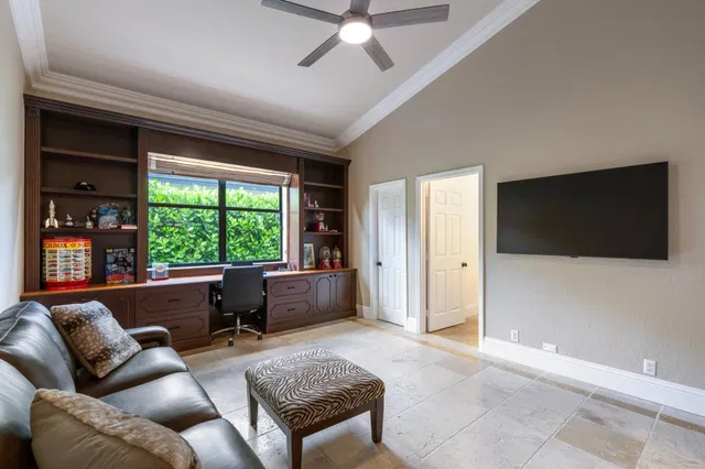Residence photo 23