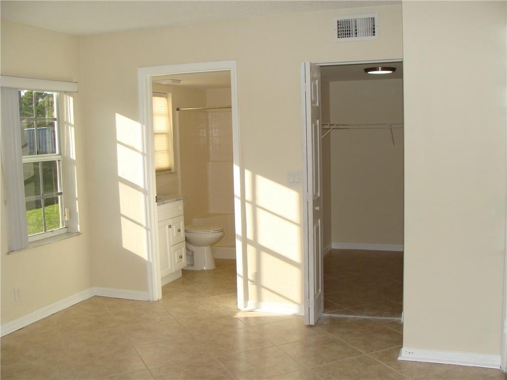 Unit 104W photo 12