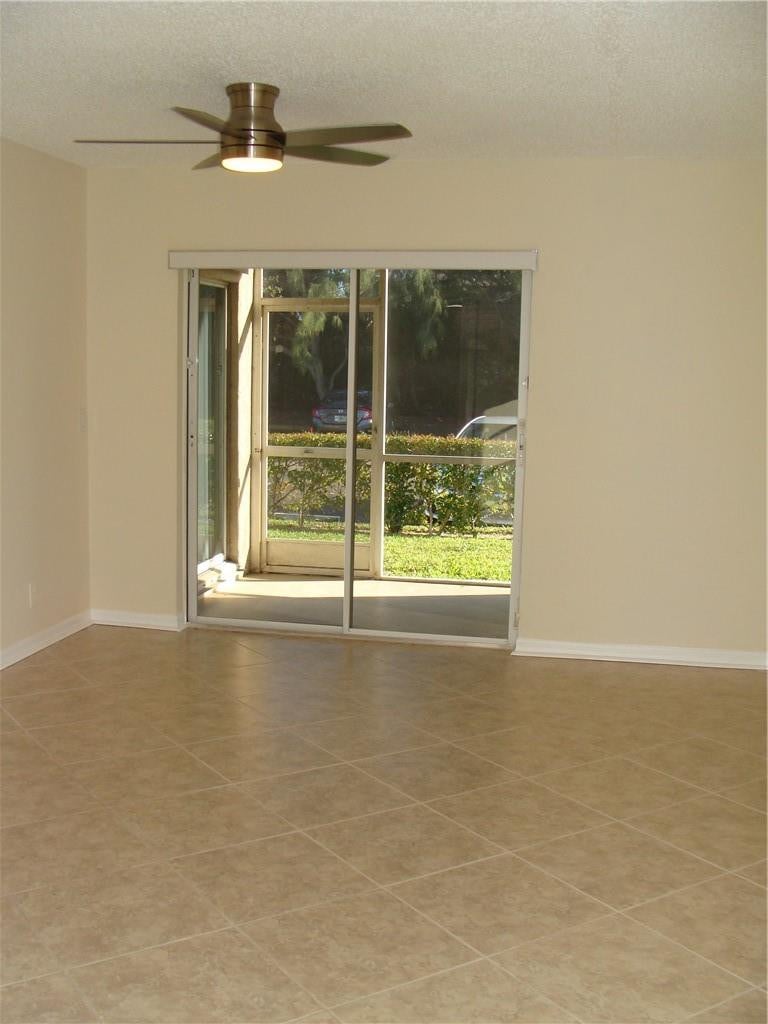 Unit 104W photo 13