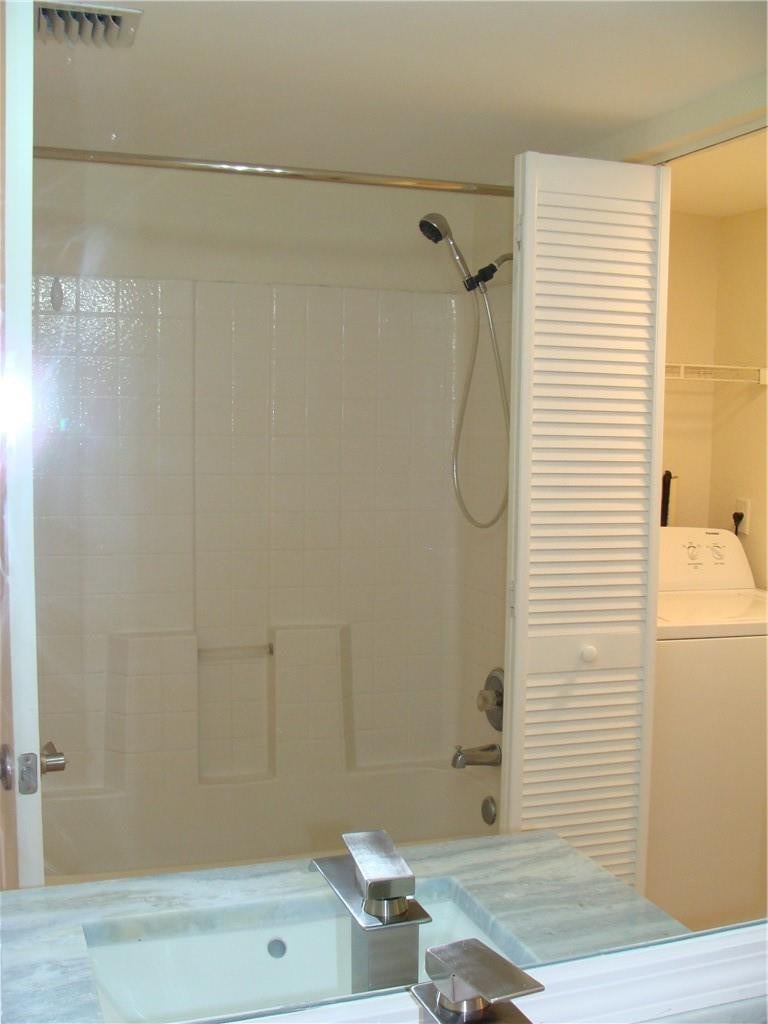 Unit 104W photo 17