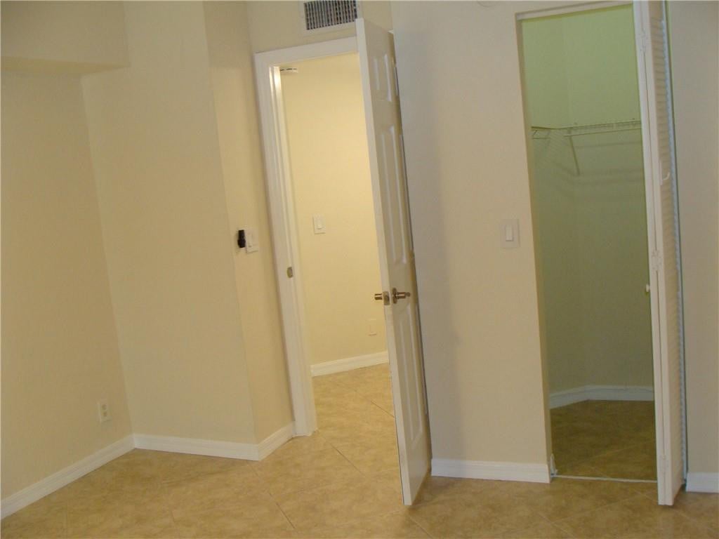 Unit 104W photo 18