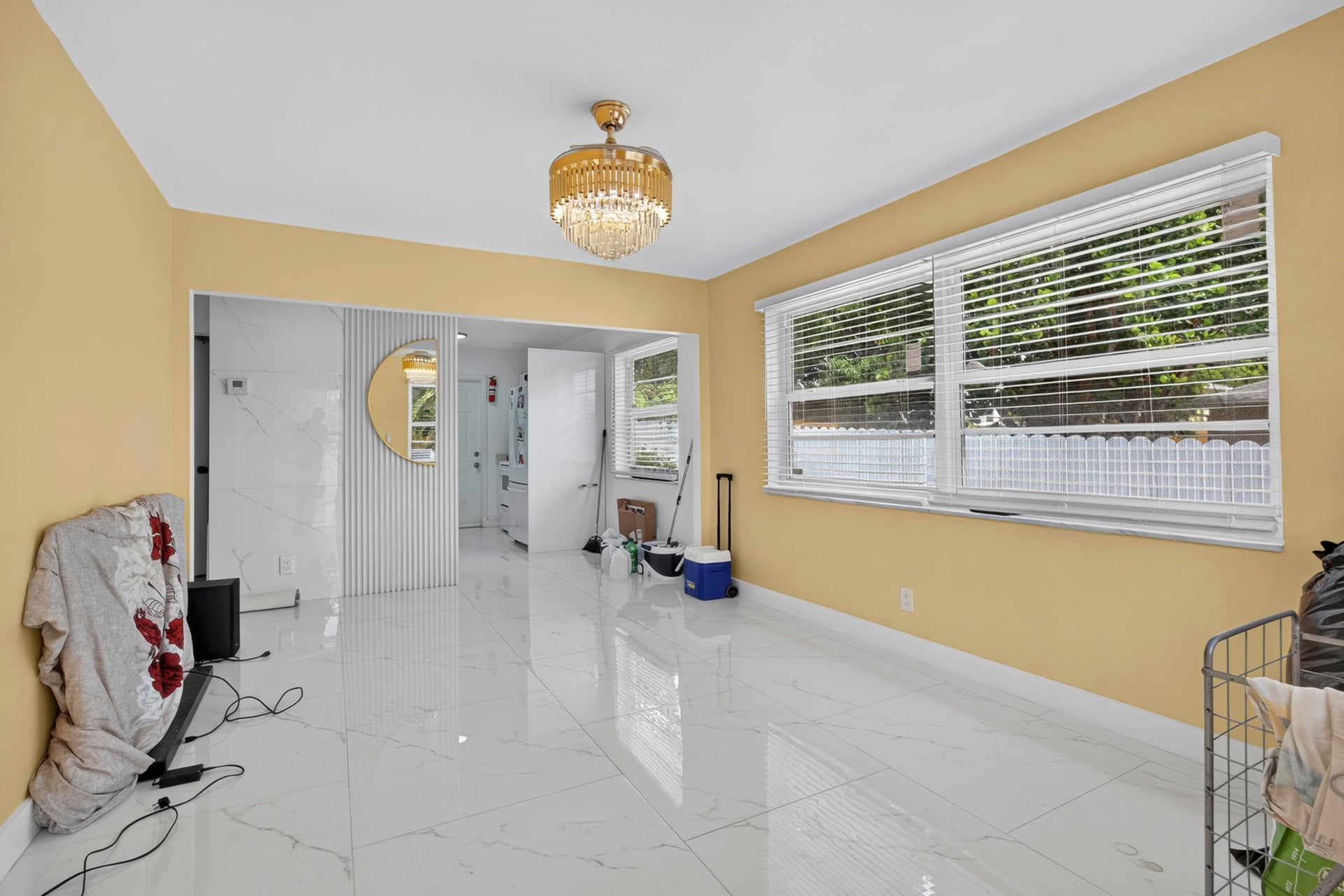  Residence photo 72