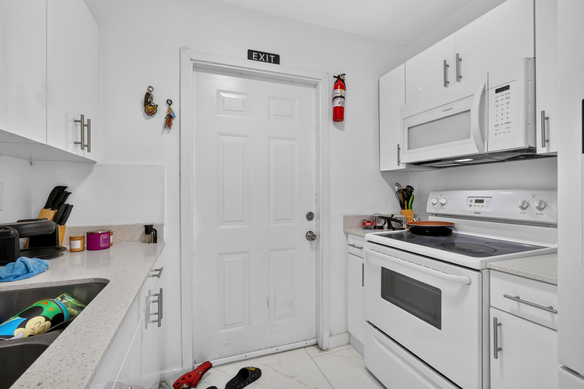 Residence photo 77