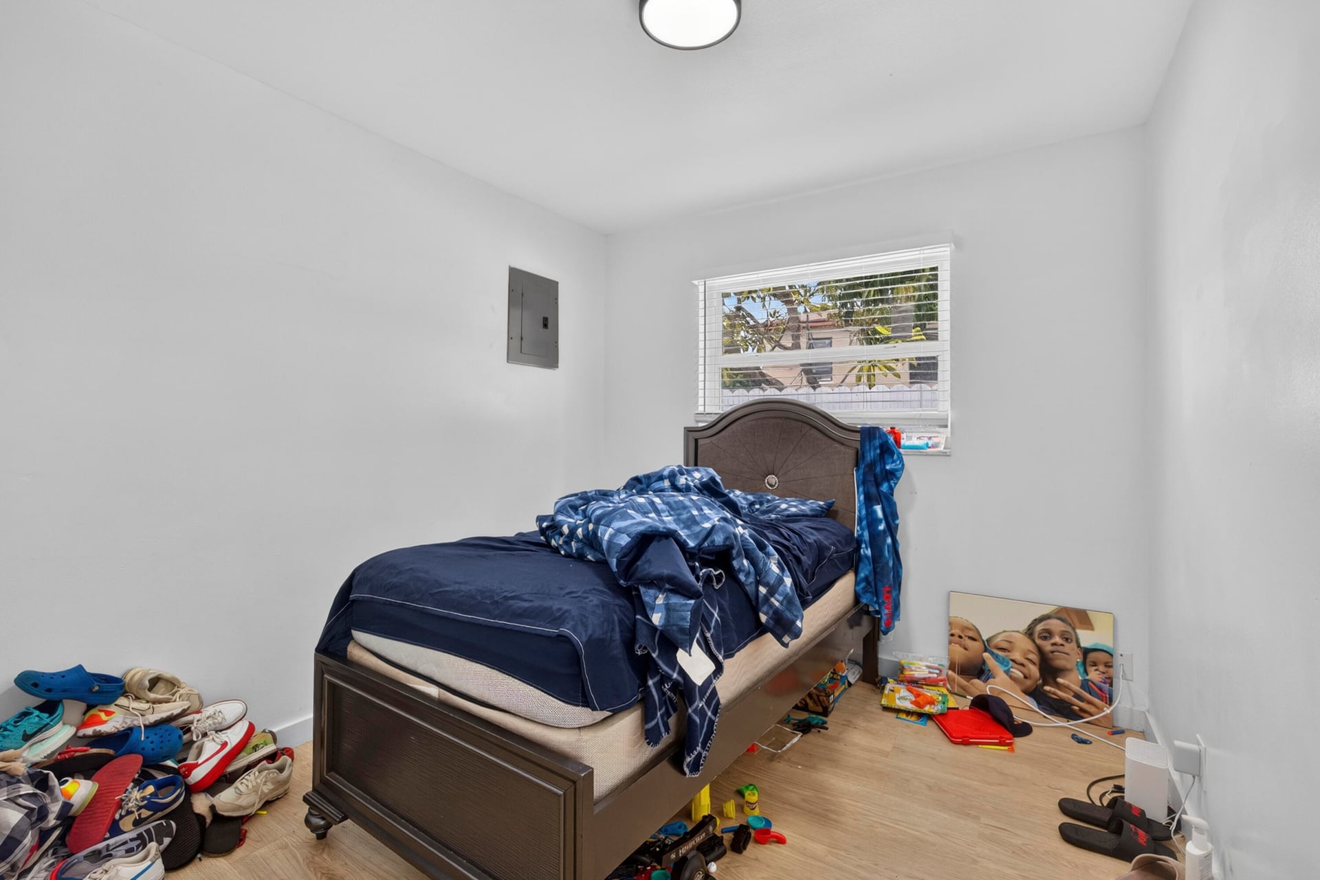  Residence photo 85