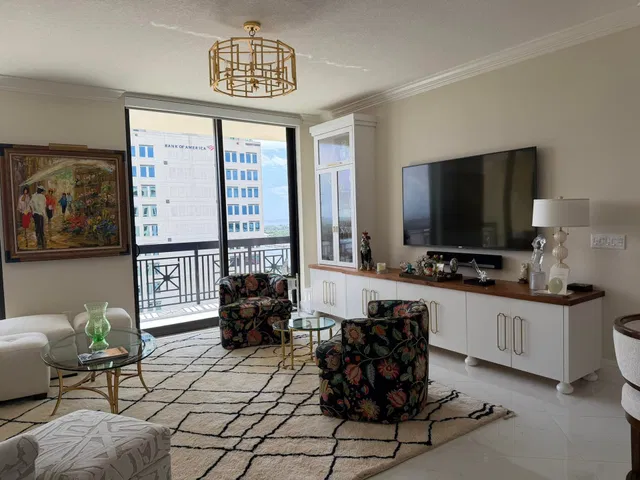 One City Plaza Unit 1508 photo 11