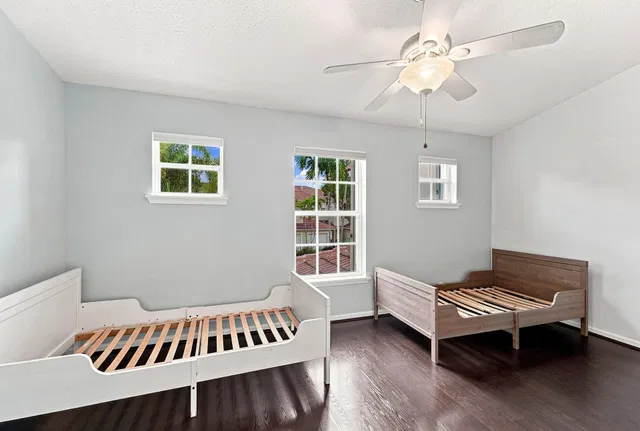 Residence photo 15