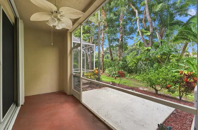 Residence photo 27