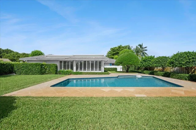  Residence photo 8