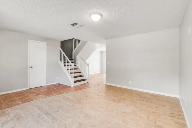  Residence photo 6