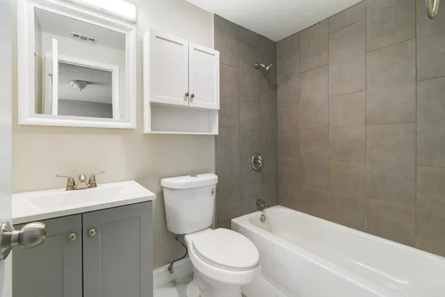  Residence photo 30
