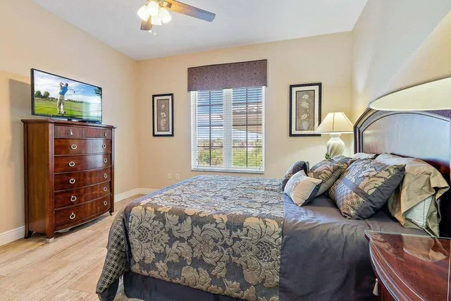 Town Center Jupiter Unit 425 photo 7