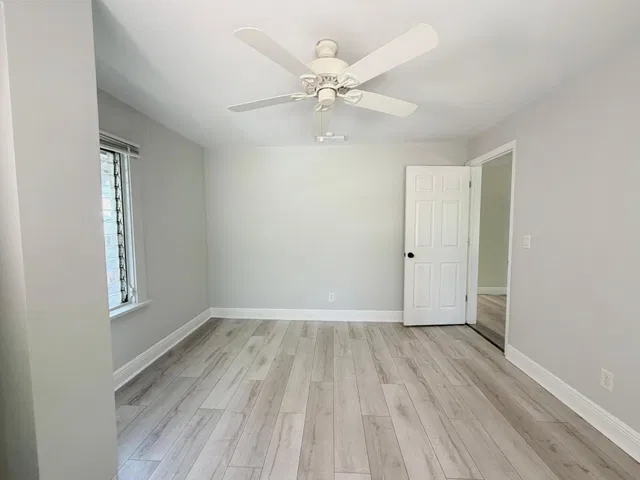 Residence photo 18