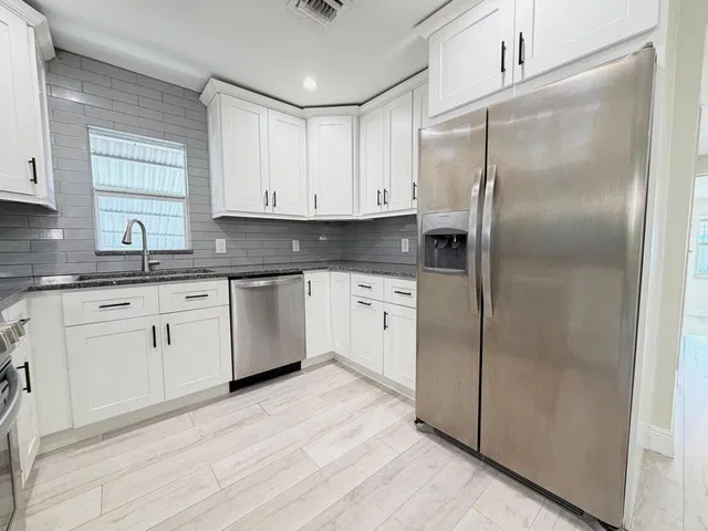 Residence photo 32