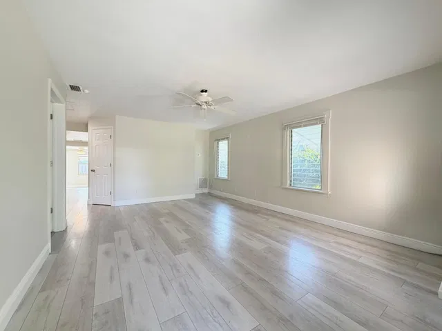 Residence photo 43