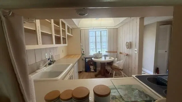  Unit 145 photo 4