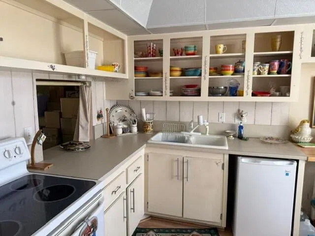  Unit 145 photo 33