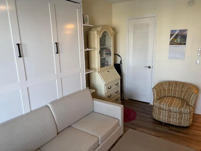  Residence photo 18